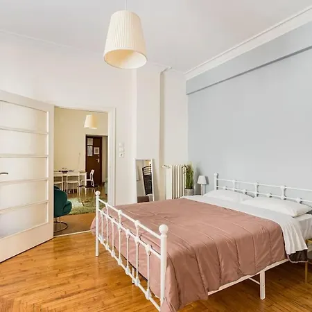 Amazing 3bdr With Unique Roof Garden In Plaka Apartment