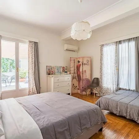 Amazing 3bdr With Unique Roof Garden In Plaka *