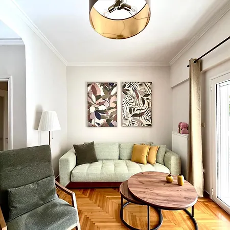 Apartment Bright 2 Bdr Pagrati Athens