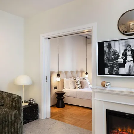 Chic Apartment