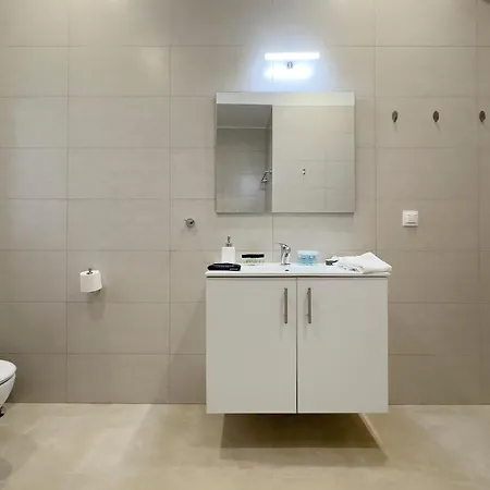 Apartment Glenvar Heights A2 Spacious In Paleo Faliro Athens