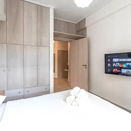 Lovely In The Center Of Apartment *