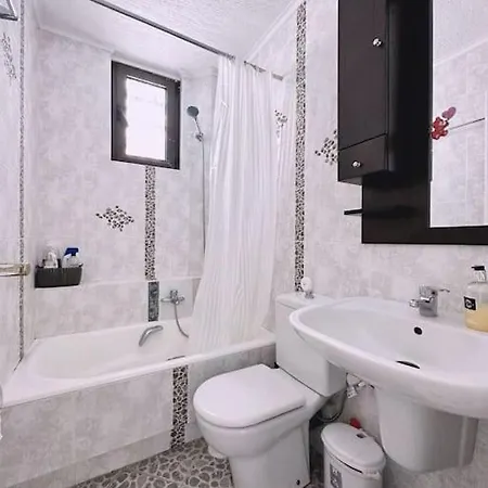 Glyfada Grand Apartment *
