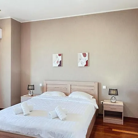 Διαμέρισμα Glyfada Grand *