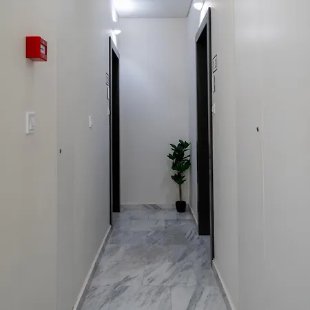 Apartment Stylish 102 In The Center Athens