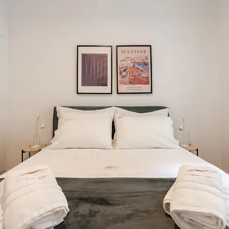 Artistic Elegance In Athens-pagrati * Atene