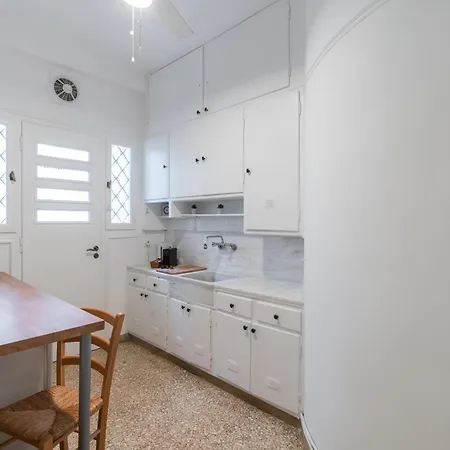 Artistic Elegance In Athens-pagrati