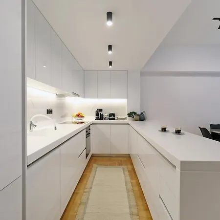 Cosmopolitan Kolonaki - Greecing Apartment *