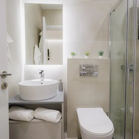 Modern & Stylish 1 Bdr