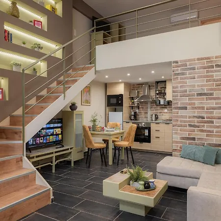 In The Center Of 'a Modern Loft' Αθήνα
