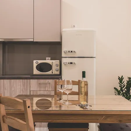 Luxury Flat In Historical Athens-livingstone Opal Apartment Athens