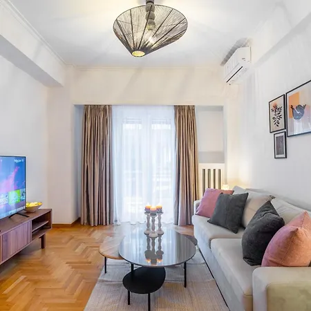 Modern Pagrati - Greecing Apartment