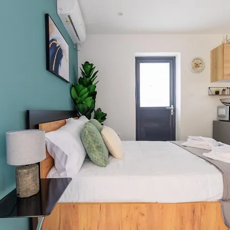 Aiolos Super Lux Jucuzzi Nea Smyrni Centre Apartment *