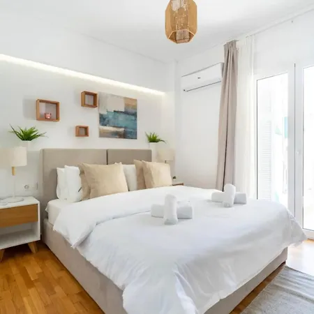 3b Modern Bliss - Greecing