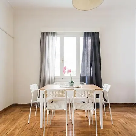 Amazing 3bdr With Unique Roof Garden In Plaka * אתונה