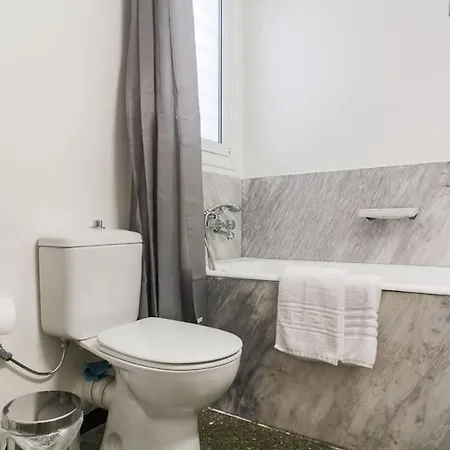 Amazing 3bdr With Unique Roof Garden In Plaka Apartment
