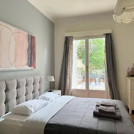 Apartment Amazing 3bdr With Unique Roof Garden In Plaka Athens