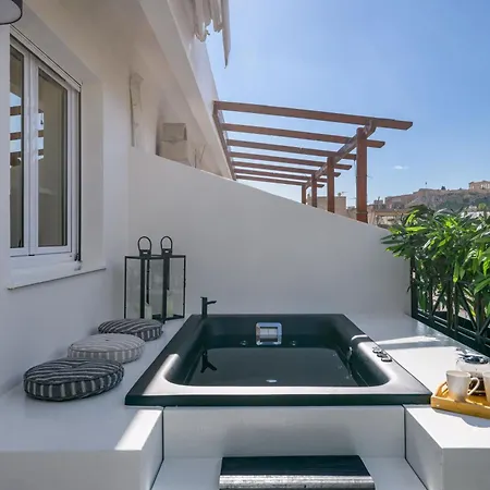 Apartment Penthouse W/ View & Plunge Pool *