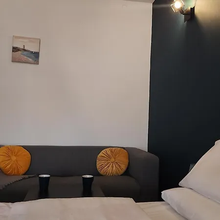 Ionias Cozy By Zain Athens