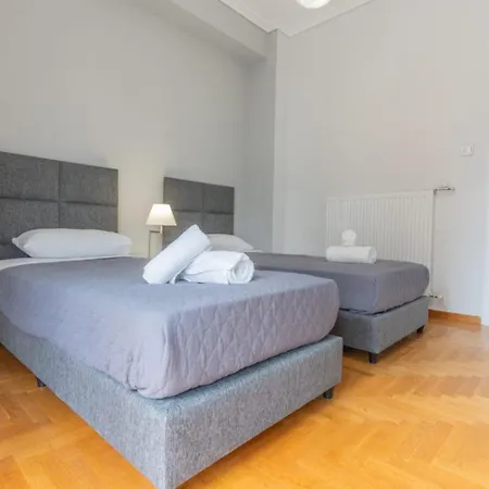 Apartment Oasis - Timeless Comfort At The Acropolis Athens