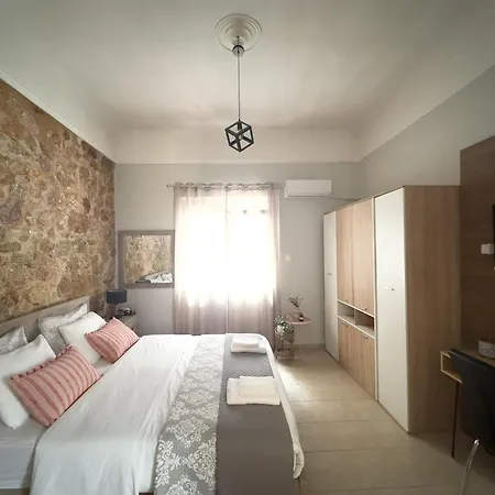 Cozy With Yard & Charm In Apartamento Atenas