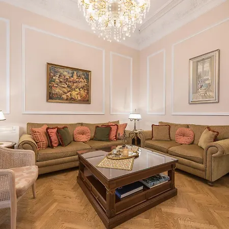 The Rare Luxury Gem Near Syntagma, Kolonaki Square Apartment *