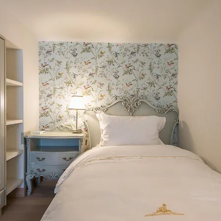 Apartment The Rare Luxury Gem Near Syntagma, Kolonaki Square
