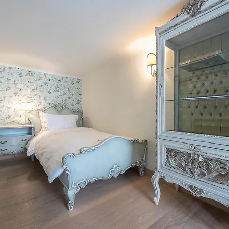 The Rare Luxury Gem Near Syntagma, Kolonaki Square