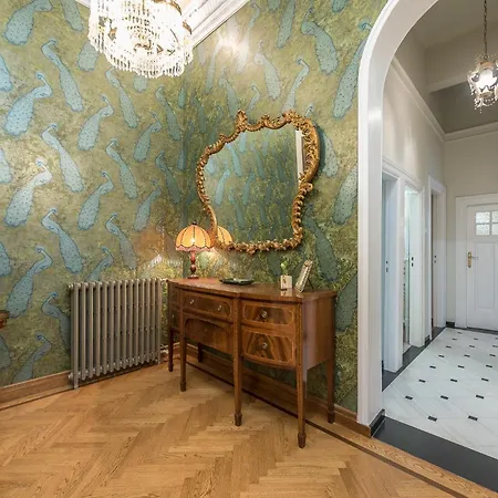 Apartment The Rare Luxury Gem Near Syntagma, Kolonaki Square *