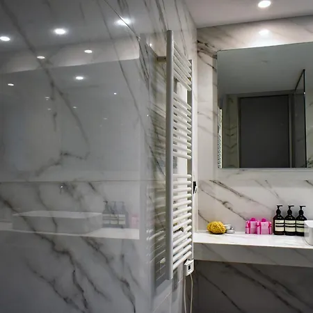 Zeus And Hera Studio Apartment Athens
