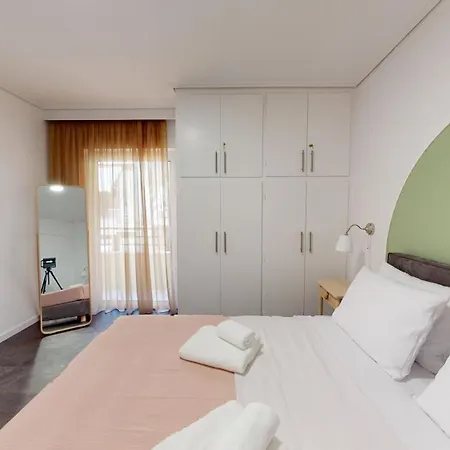 Onezerotwo By Zoia Living Aparthotel *