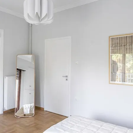 Apartment Amazing Location - 2 Min From Acropolis *