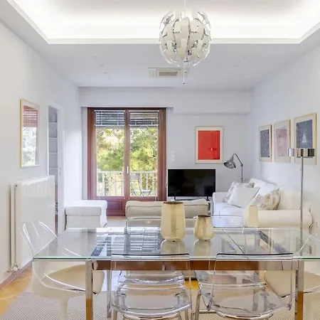 Apartment Amazing Location - 2 Min From Acropolis *