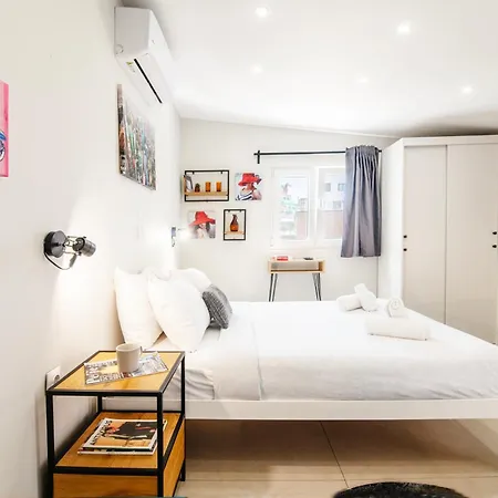 Apartment Chic Rooftop W/ Terrace - Near Acropolis