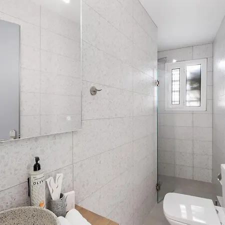 Hotel The Q Atene