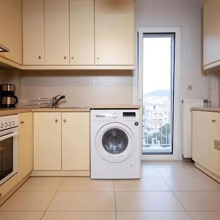 Apartment Bright 2 Bdr Pagrati Athens