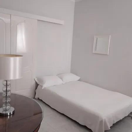 Apartment Peaceful Oasis Athens