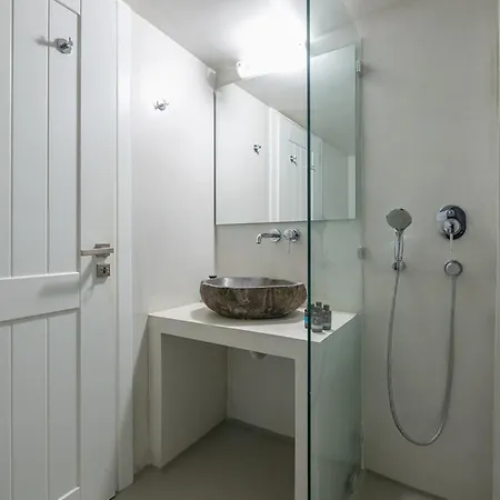 Apartment Pame - 2bd & 2ba Home, 4 Min To Acropolis