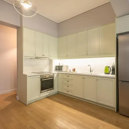Pame - 2bd & 2ba Home, 4 Min To Acropolis Apartment *