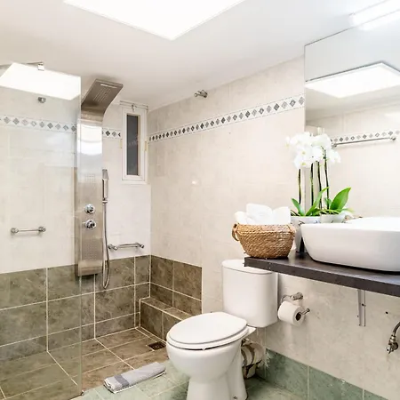 Eclipse Glyfada Apartment