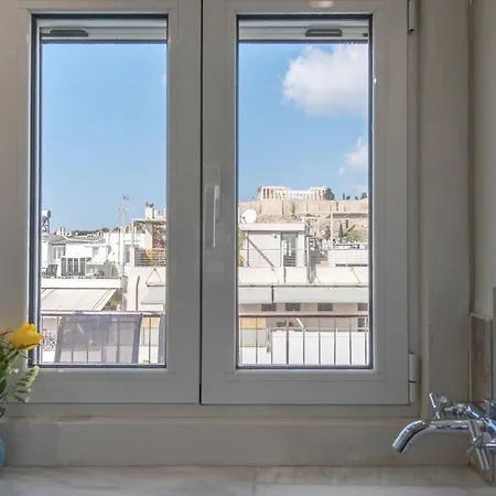 Parthenon Crown Penthouse Apartment *