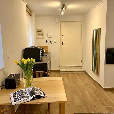 Centrum Apt. *