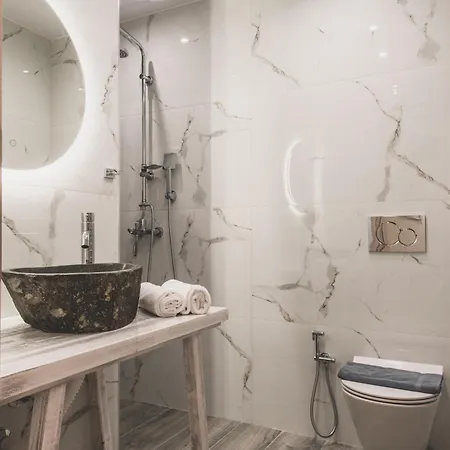 Apartment Luxury Flat In Historical Athens-livingstone Opal *