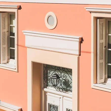 Luxury Flat In Historical Athens-livingstone Opal *