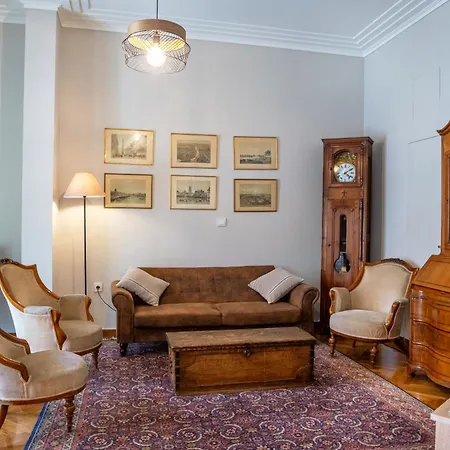 Vintage Kolonaki Luxury Penthouse Apartment *