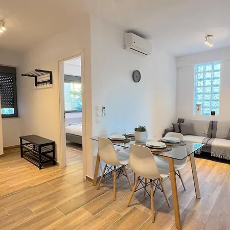 Pentelis Cozy In Paleo Faliro Apartment *