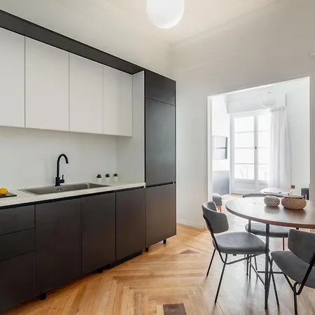 The Met By Zoia Living Athens