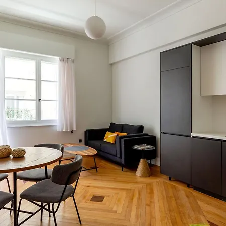 The Met By Zoia Living Athens