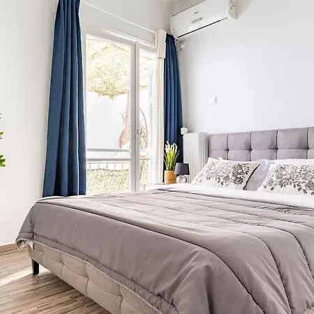 Boutique 52sq Plaka * אתונה