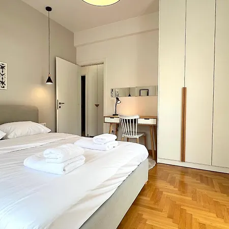 Pirgotelous Spacious 3bdr In Pangrati Apartment Athens